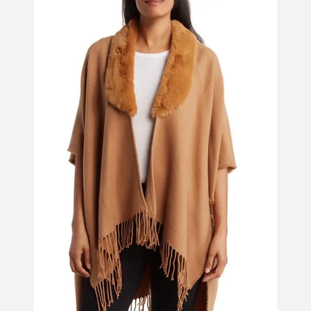 VINCE CAMUTO Faux Fur Trim
Topper in Camel Brown